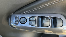 Nissan Juke 1.6 Hybrid N-Connecta 5dr Auto Hybrid Hatchback